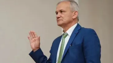 Carlos - Ramón - González