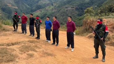 Tras más de dos semanas en cautiverio, cinco uniformados fueron liberados por el ELN en Norte de Santander.