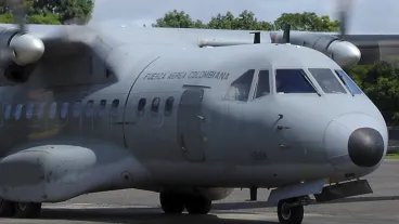 Avión FAC