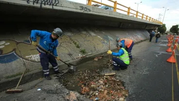 ¿Cómo reportar huecos y vías dañadas en Bogotá?