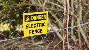 ¿Es legal tener cercas eléctricas en Colombia? Esto dice la ley