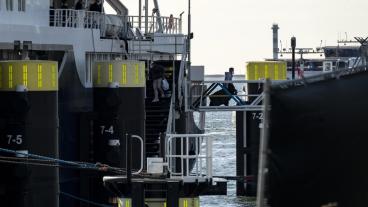 El crucero del brote de hantavirus llegó a su destino final en Europa