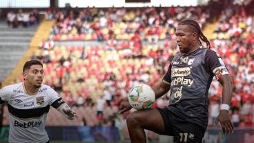 Santa Fe e Internacional se midieron por un cupo a las finales de Liga. 