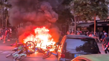 Disturbios en París por el título del PSG en Champions. 
