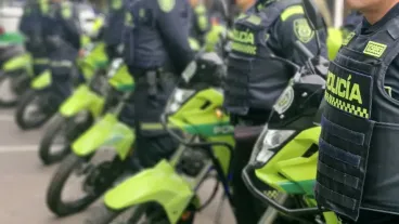 Policía