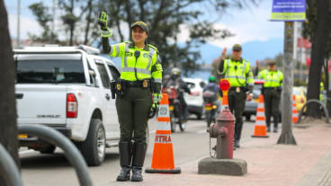 Policía