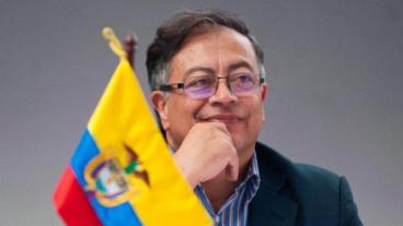 Petro devuelve a Tumaco pieza ancestral recuperada tras años fuera del país