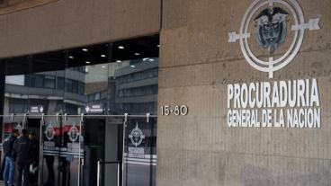 Procuraduría abre investigación a siete embajadores por presunta participación en política 