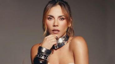 Carolina Gaitán Sin senos sí hay paraíso