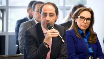 Contraloría instala mesa técnica con el Gobierno entrante