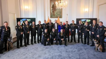 Homenaje-Bomberos-Bogota-Venezuela