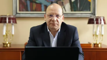 Ministro de Hacienda- Gemán Ávila- empalme