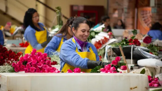 Mujer flores