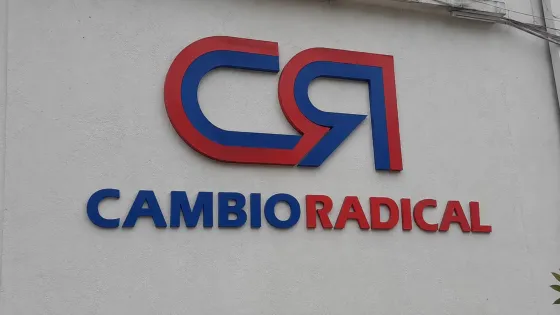 Cambio Radical pide a Procuraduría vigilar contratos en la transición de Gobierno