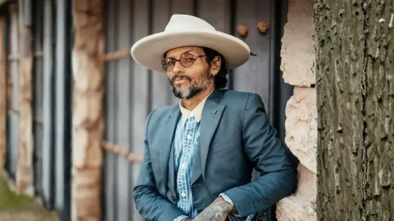 Draco Rosa recibe nacionalidad colombiana