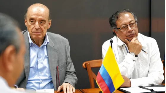 “Su futuro pinta mal”: Leyva acusa a Petro de sabotear la transición de Gobierno