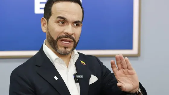 El Congreso abre la puerta para que De La Espriella se posesione fuera de Bogotá