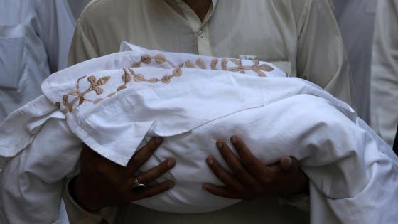 hospital incendio pakistan mueren bebes