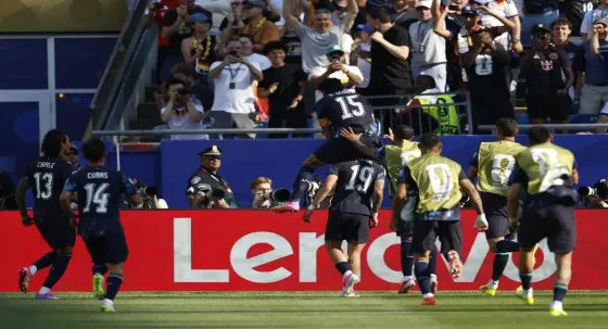 Paraguay avanza a octavos de final del Mundial tras eliminar a Alemania. 