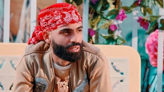 Arcángel se disculpa tras polémica por comentarios sobre la conquista española
